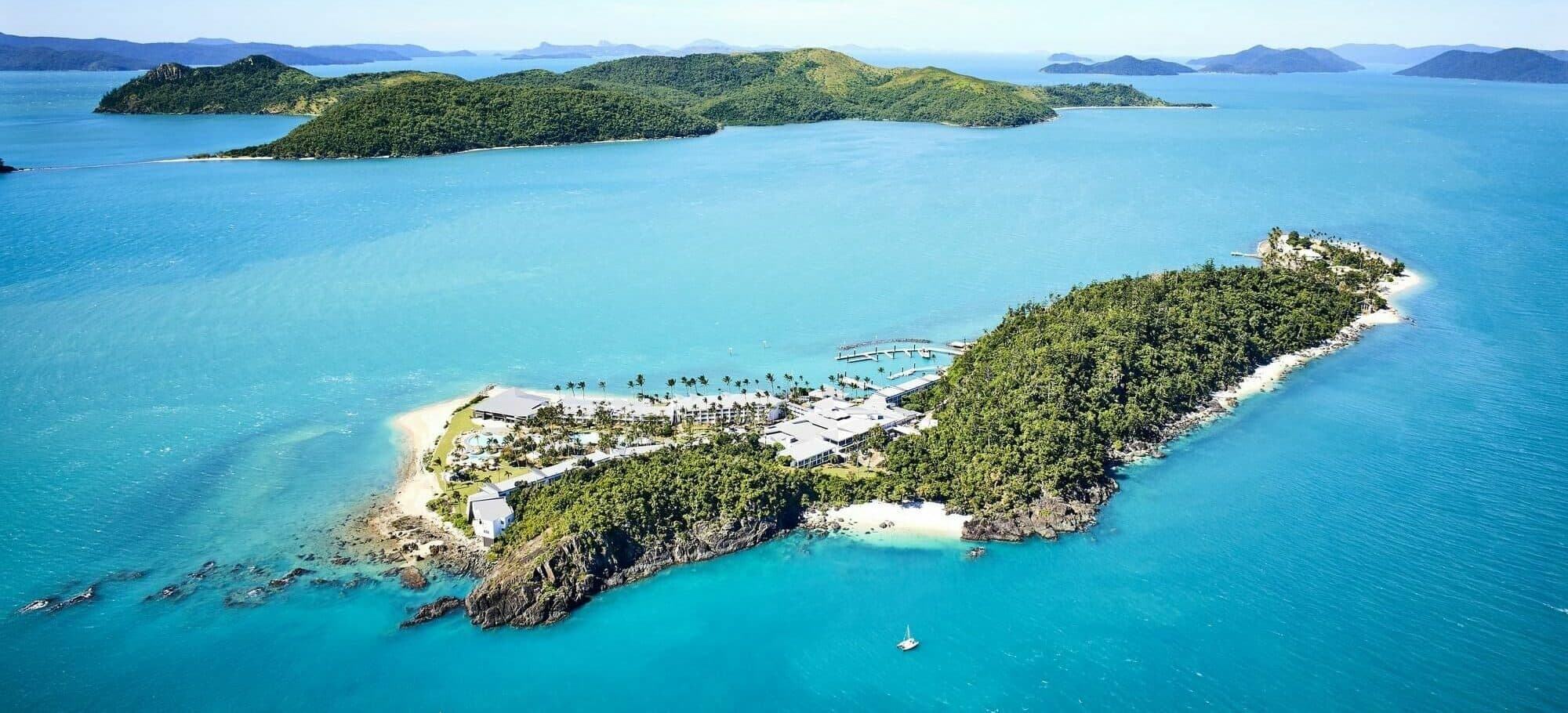 Daydream-Island-Whitsundays-e1664425988491